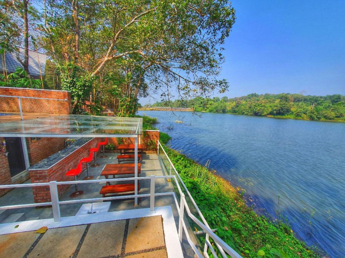 Riverine Springs Wadakkanchery Екстер'єр фото